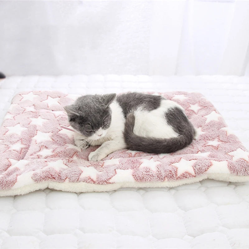 Soft Flannel Pet Mat dog Bed Winter Thicken Warm Cat Dog Blanket puppy Sleeping Cover Towel cushion for small Medium large dogs